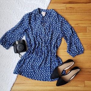 Mossimo blue white summer bird print sheer tunic